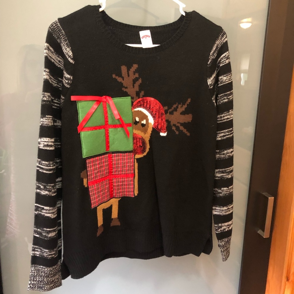 Ugly Christmas sweater